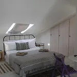 Invito Al Viaggio Couette-café 4*