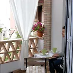 Couette-café Invito Al Viaggio Giardini-Naxos