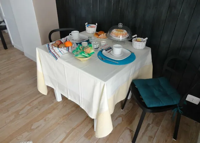 Invito Al Viaggio Giardini Naxos