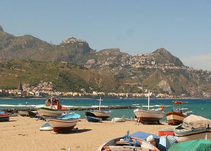 Invito Al Viaggio Giardini Naxos