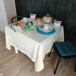 Invito Al Viaggio Giardini Naxos