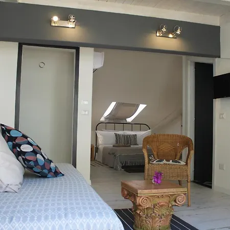 Invito Al Viaggio 3* גיארדיני נאקסוס