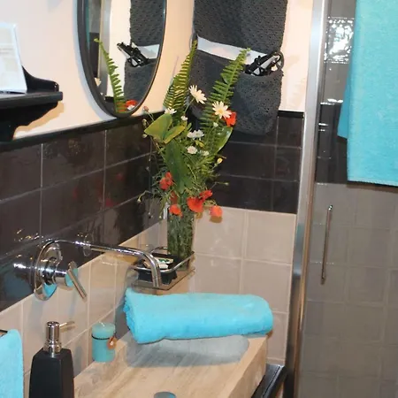 Invito Al Viaggio לינה וארוחת בוקר גיארדיני נאקסוס